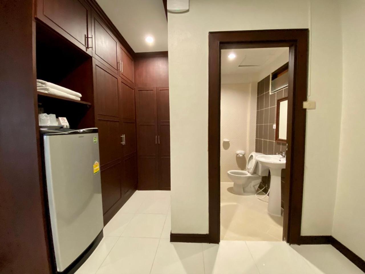 Baan Sudarat Hotel Пхукет Номер фото